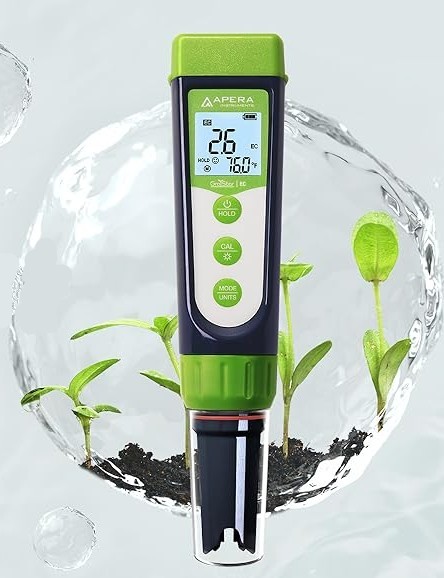 Apera GroStar GS3 pocket EC conductivity meter with green body and backlit LCD